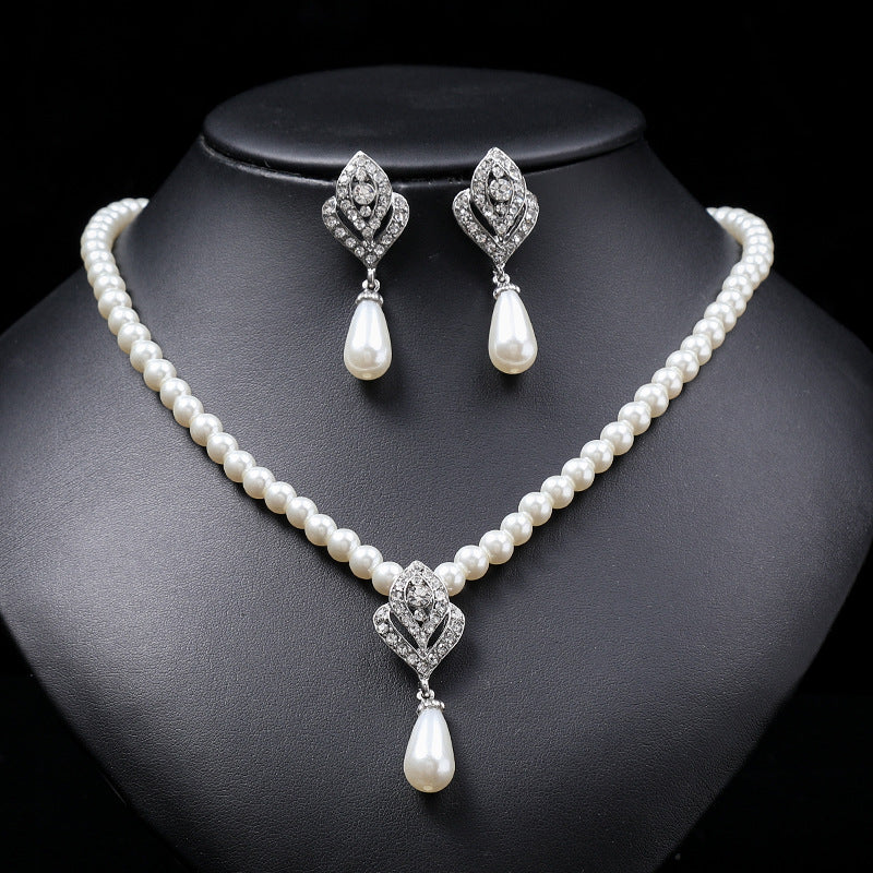 Lovely Fashion Beaded Pearl Necklace
