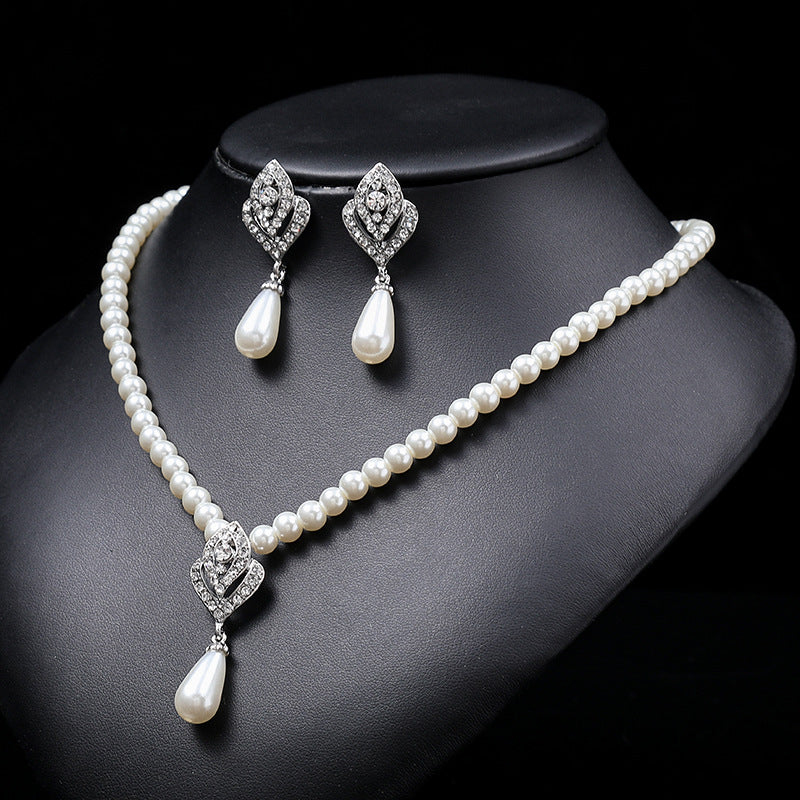 Lovely Fashion Beaded Pearl Necklace