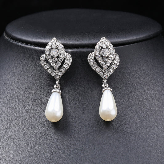 Lovely Fashion Beaded Pearl Necklace